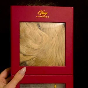 *NEVER WORN* Luxy 220g extensions